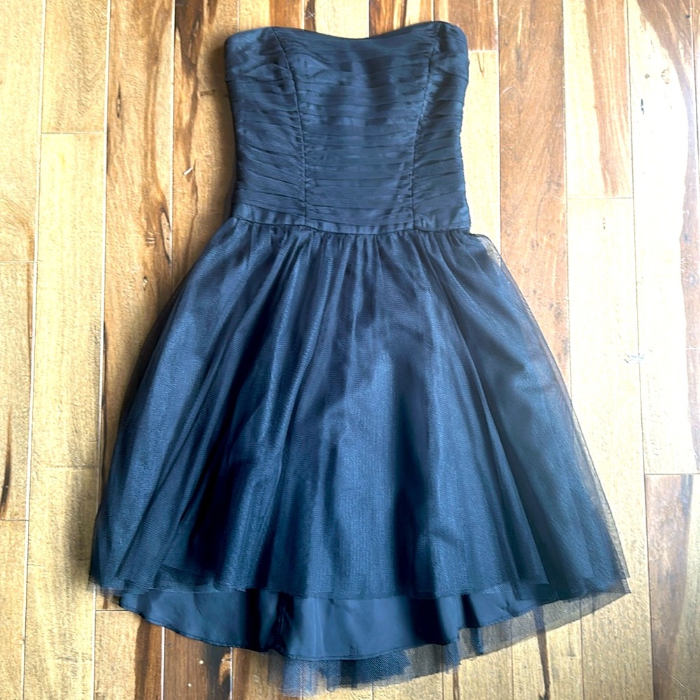 Nicole Miller Tulle Dress EUC 4
